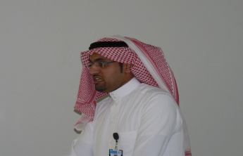 محاضرة الدكتور عبدالعزيز سعيدان بعنوان: ( دور أنزيم MMP10  في سرطان الرئة من النوع غير صغير الخلية, وتقييم هذا الأنزيم كهدف دوائي لأي تدخل علاجي )