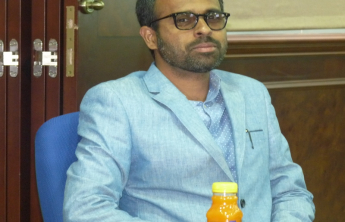 محاضرة الأستاذ الدكتور عبدالمنعم محمد سليمان والأستاذ مظفر عباس بعنوان: ( الامانة العلمية وكشف الاقتباس باستخدام برنامج  (iThenticate) )