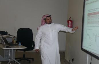 محاضرة الدكتور محمد بن حامد القرني بعنوان: ( تصميم، واستخلاص مستقبلات القنابينويد الثانية المتواجدة في الانسان )