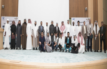طلاب الصيدلة يحصدون ثلاث جوائز فى احتفالية الجامعة باليوم العالمي للغة العربية