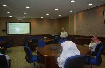 أقامة وحدة الخريجين بكلية الصيدلة دورة TOEFL