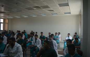 لجنة التدريب الصيفي الميداني تقيم محاضرات تعريفية بالتدريب