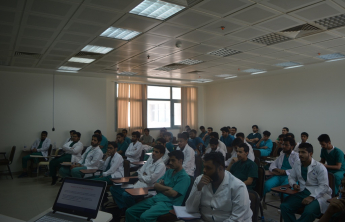 لجنة التدريب الصيفي الميداني تقيم محاضرات تعريفية بالتدريب
