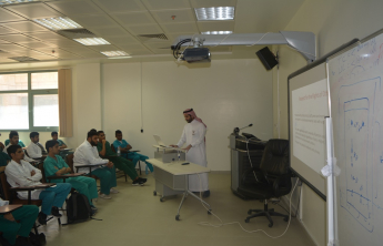 لجنة التدريب الصيفي الميداني تقيم محاضرات تعريفية بالتدريب