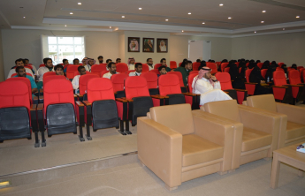 أقامت كلية الصيدلة ممثلة بوحدة الخريجين و بالتعاون مع نادي الرعاية الصيدلية ملتقى المهنة الأول و الذي حمل شعار &quot; نجاحكم هو قصتنا&quot;.