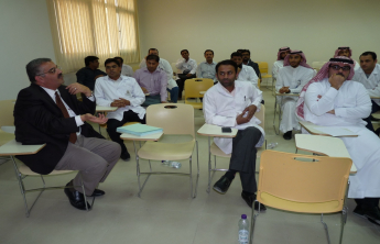 Lecture by Dr. Shahid Jamil for the development of analytical methods to examine the components of the drug by high-performance liquid chromatography HPLC technique