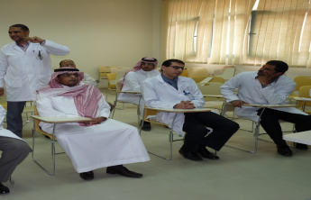 Lecture by Dr. Shahid Jamil for the development of analytical methods to examine the components of the drug by high-performance liquid chromatography HPLC technique