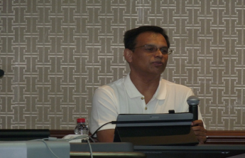 Dr. Ihsan Fakhrol lectures on developments in methods of drug delivery to the lung to treat chronic ‎diseases