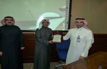Companies; Innova, Avalon and Aljazeera awarded certificate of appreciation and trophies from the college of pharmacy  for training the students