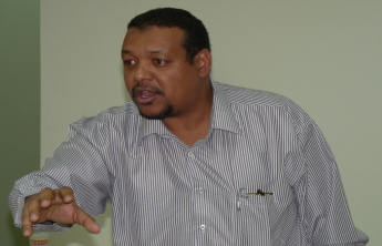 Lecture to participate in the seventh scientific conference for students