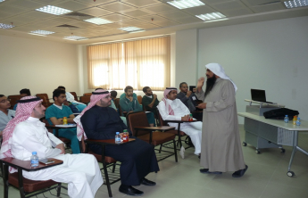 Intellectual Awareness Unit (IAU) of the Faculty of Pharmacy organizes a lecture titled (the three ‎hands) presented by  Dr. Khalid ElDubayan