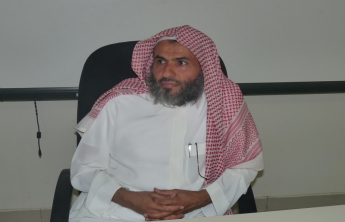 The Intellectual Awareness Unit at the College of Pharmacy organizes a lecture &quot;This is the Straight Way of Allah, &quot; by Dr. Khaled Al Askar