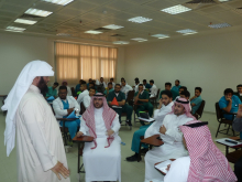 وحدة التوعية الفكرية بكلية الصيدلة تنظم محاضرة تحت عنوان (القبعات الست) لسعادة الدكتور فهد العندس